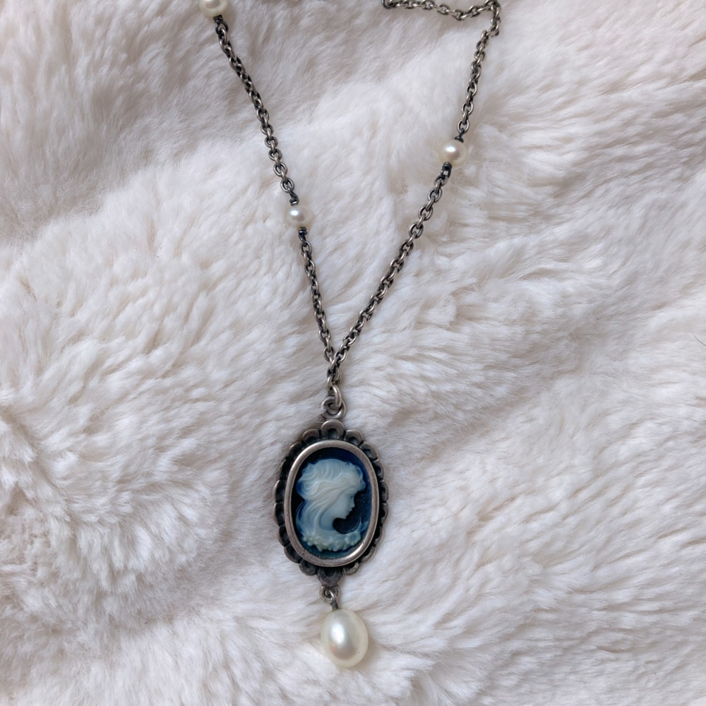 AUTHENTIC RETIRED PANDORA 925 ALE CAMEO PEARL NECKLACE